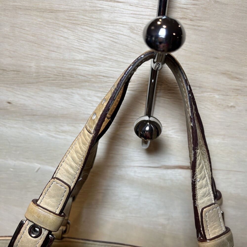 Coach Purse - Picture 6 of 16